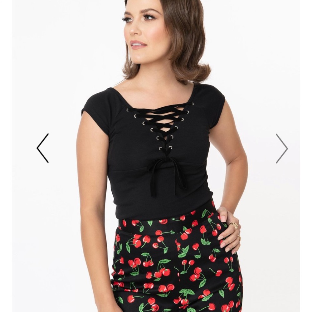 Hell Bunny lace up retro top